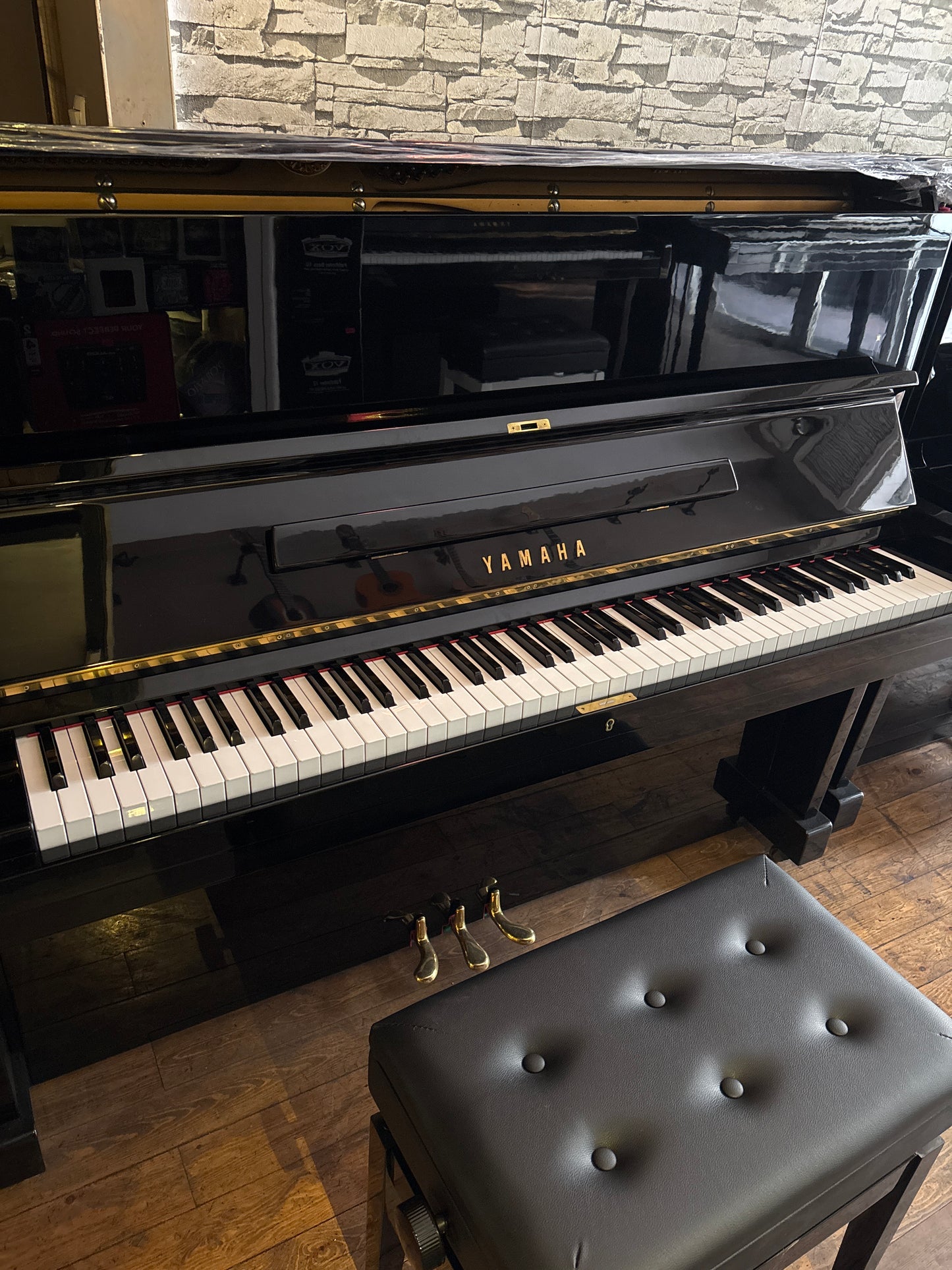 PIANO YAMAHA U1